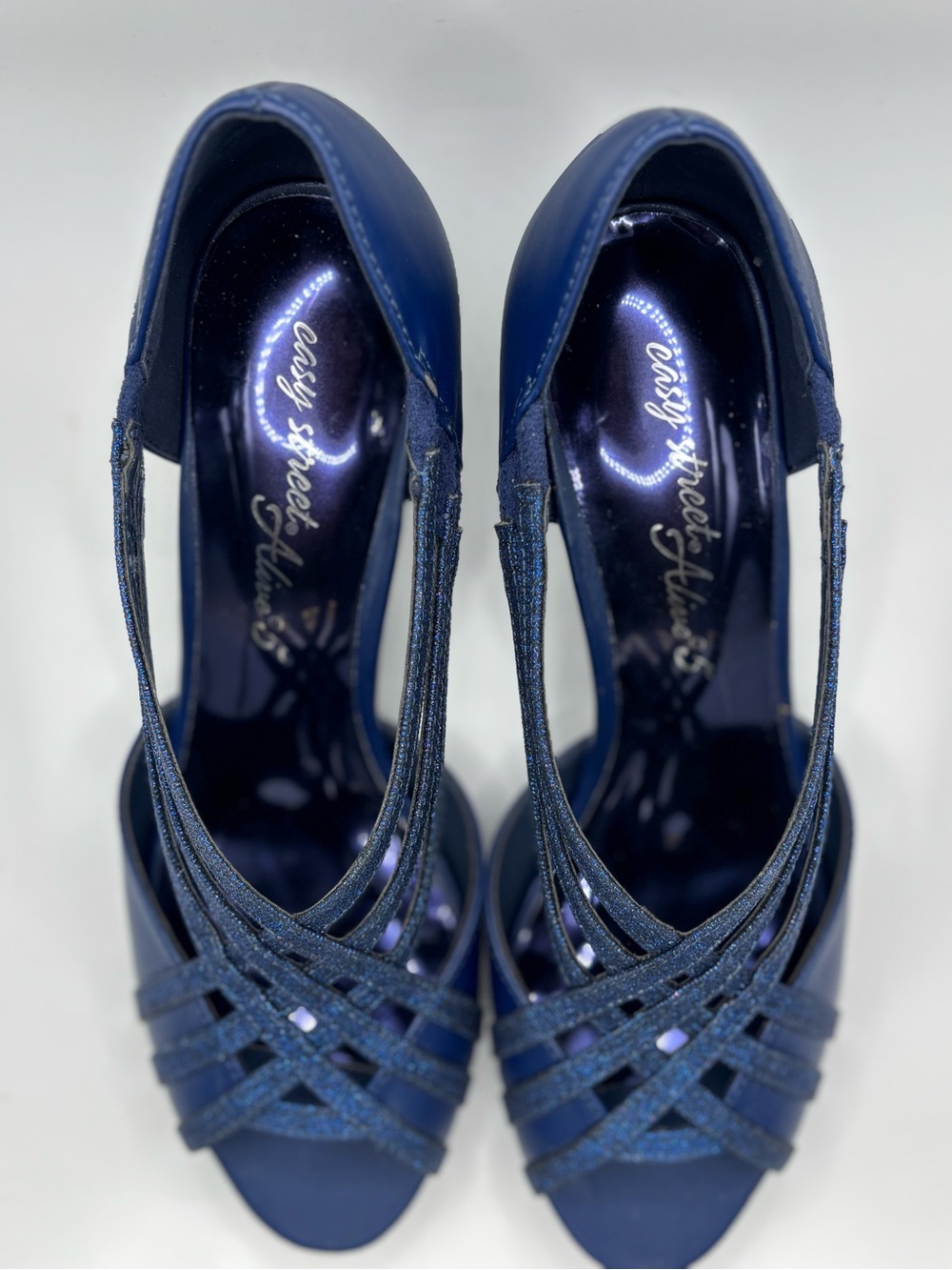 Women’s Easy Street Oceana Heels Size 7M